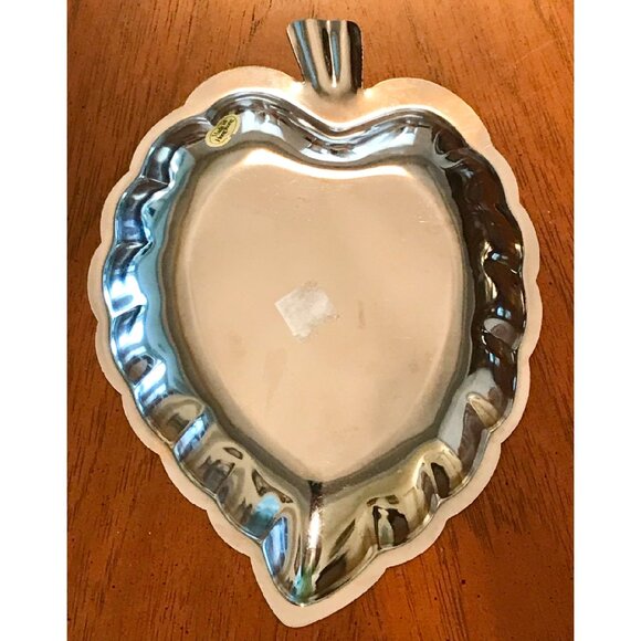 Chrome Plate Leaf Shape Tray - Picture 3 of 3